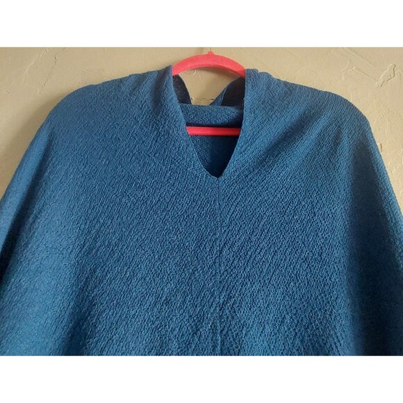 Eilen Fisher Poncho Women's Size 0/S,100 % Wool, Made In China Of Italian. - Picture 8 of 8